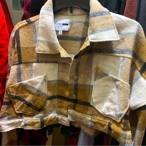 Cropped long sleeve jacket